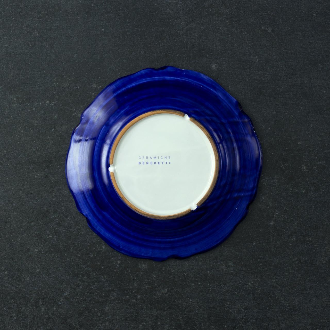 Hand-Brushed Scalloped Deep Plate in Vietri Ceramic