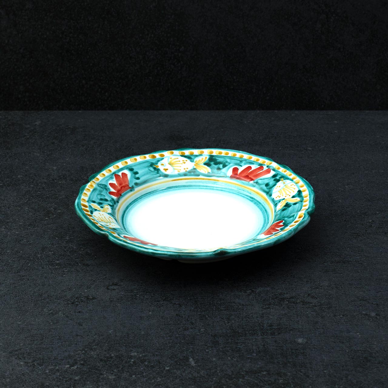Piatto Fondo Smerlato in Ceramica Vietrese Decorato a Mano