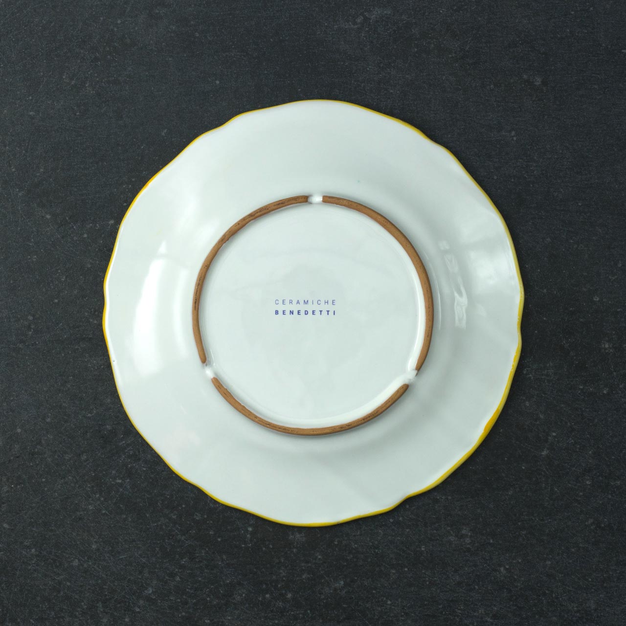 Hand-Decorated Scalloped Flat Plate in Vietri Ceramic