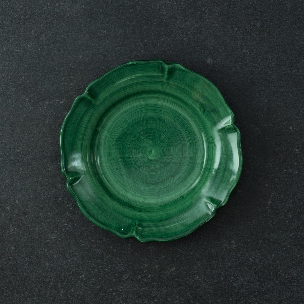 Hand-Brushed Scalloped Deep Plate in Vietri Ceramic