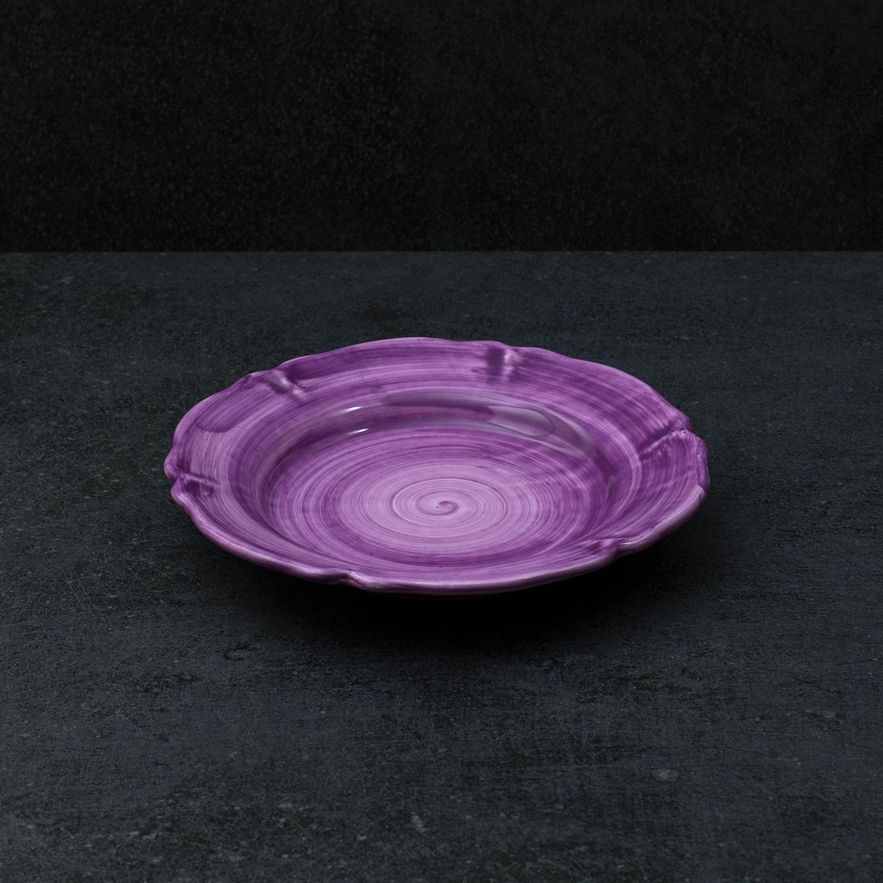 Hand-Brushed Scalloped Deep Plate in Vietri Ceramic