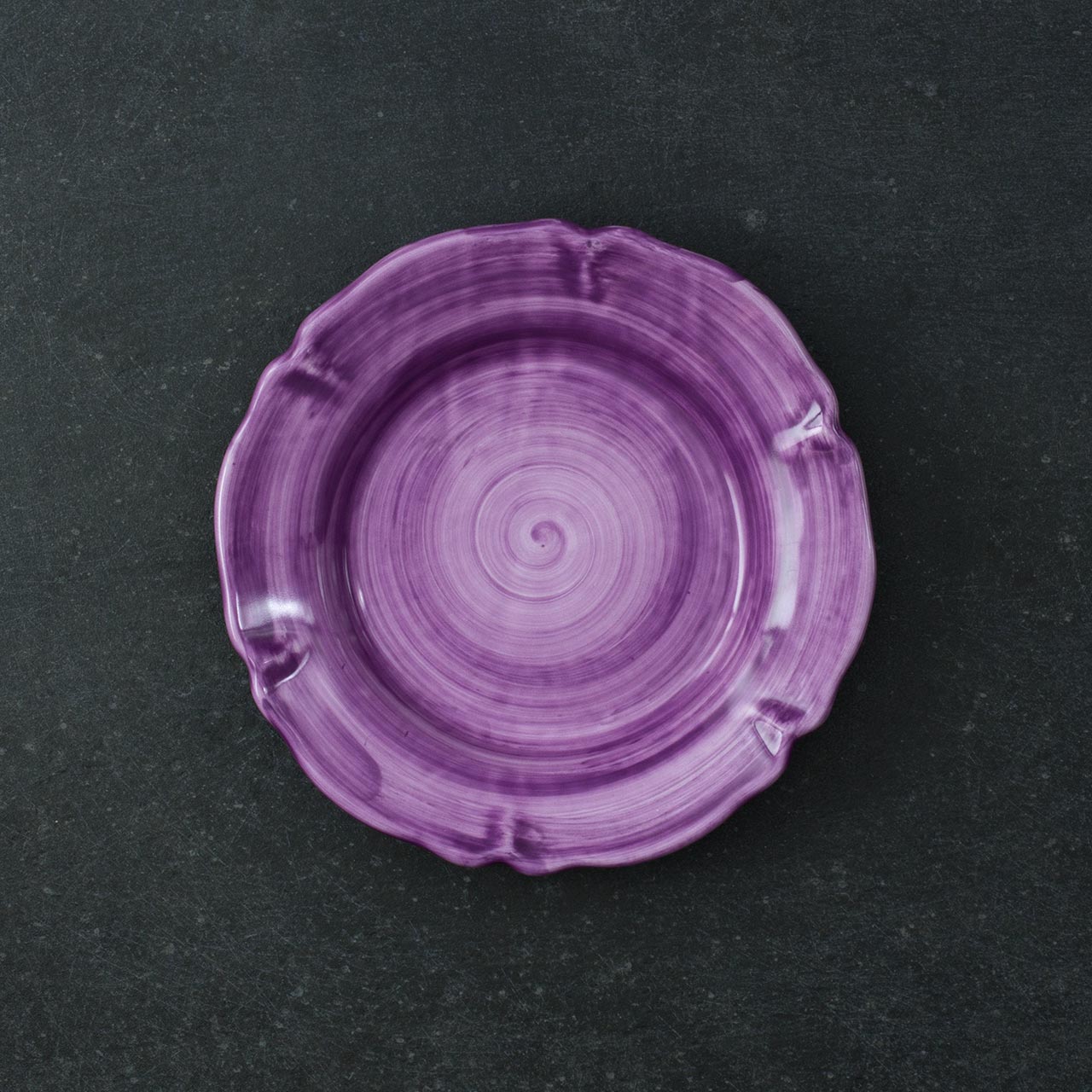 Hand-Brushed Scalloped Deep Plate in Vietri Ceramic
