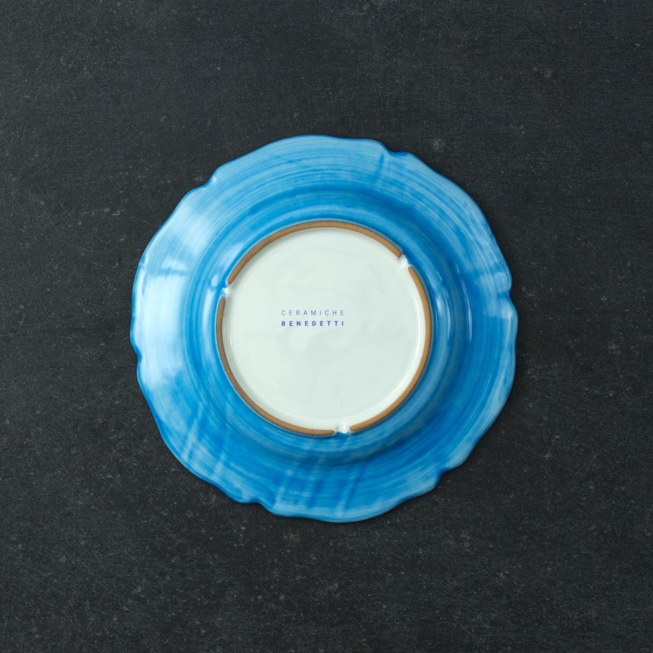 Hand-Brushed Scalloped Deep Plate in Vietri Ceramic
