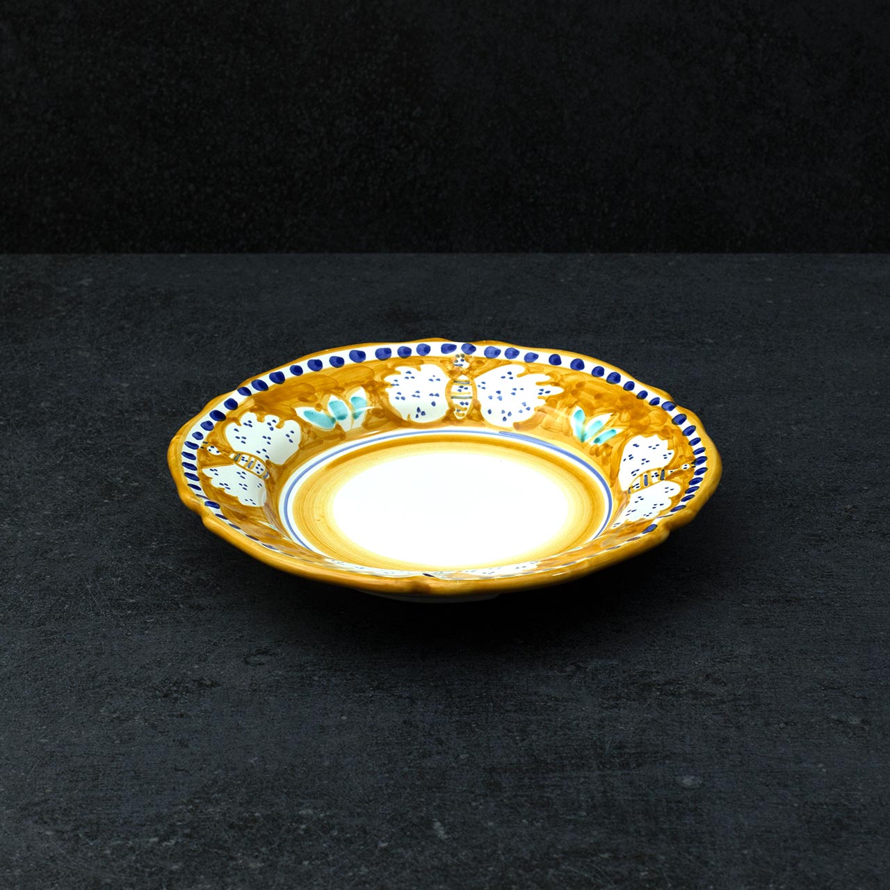 Piatto Fondo Smerlato in Ceramica Vietrese Decorato a Mano