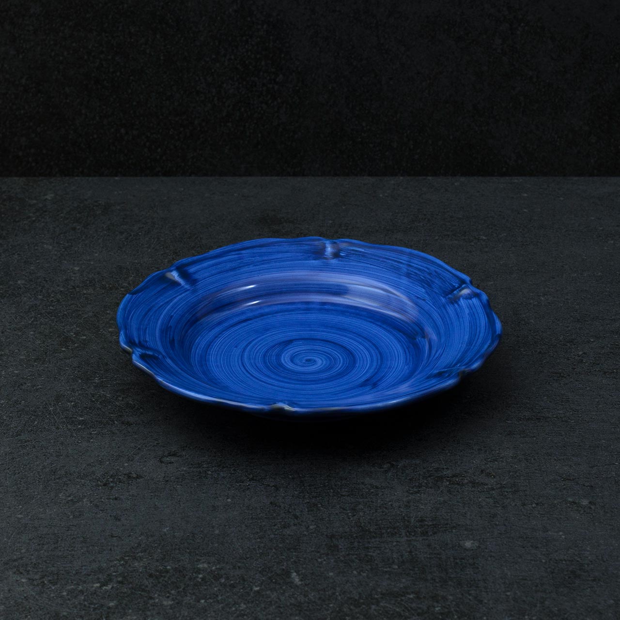 Hand-Brushed Scalloped Deep Plate in Vietri Ceramic