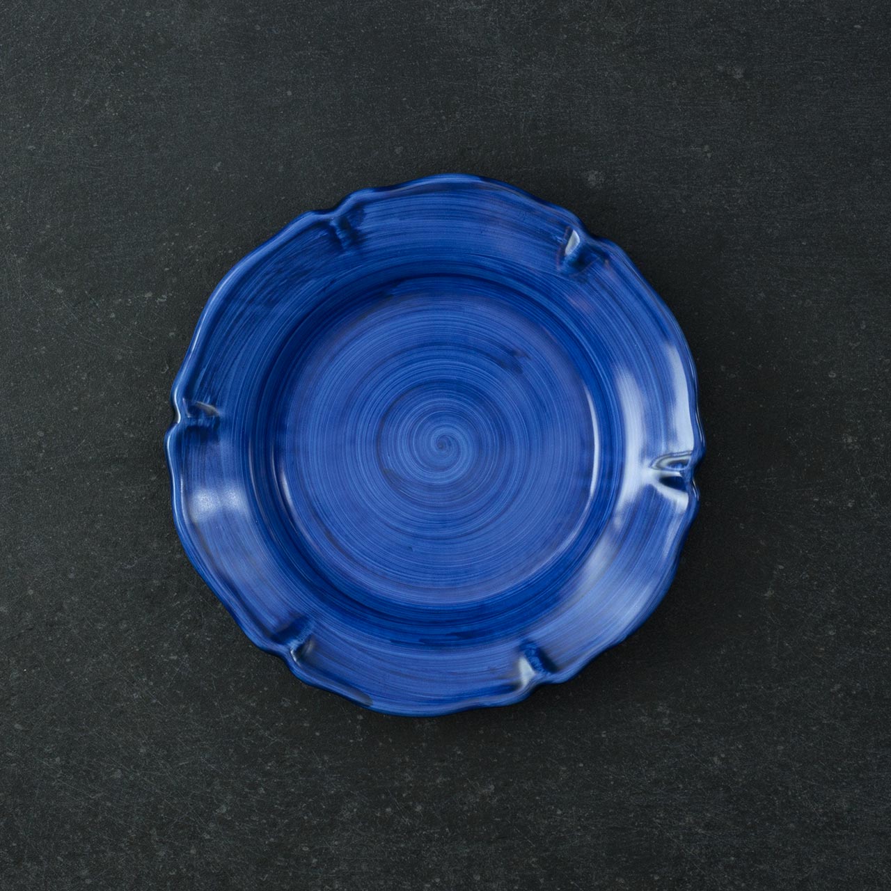 Hand-Brushed Scalloped Deep Plate in Vietri Ceramic